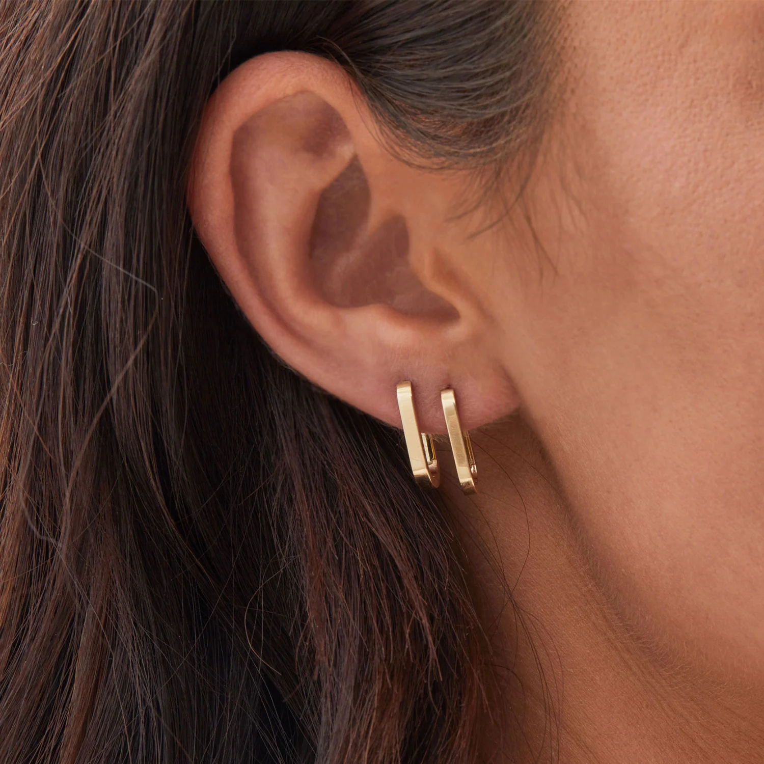 Paperclip Huggie Hoop Earrings - Image 8